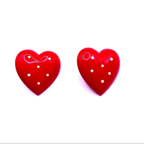 𝅺VINTAGE Red Heart Earrings - Picture 1 of 6